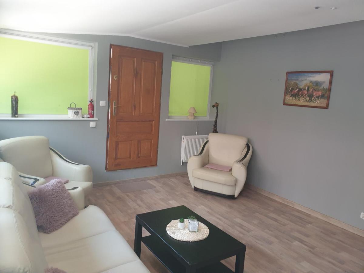 Apartament Pod Sosnami 1 Noclegi Otw Borowno Wlk Skarszewy エクステリア 写真